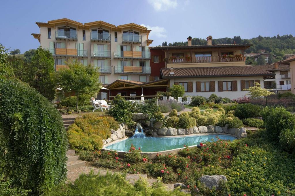 Hotel Miralago Bossico Buitenkant foto